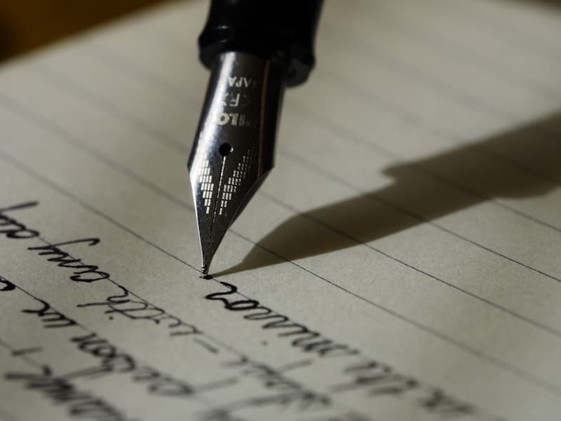 Newsletter writer